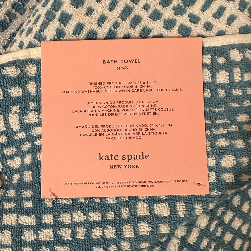 Kate Spade New York Spots Bath Towel, 28x54 inch, Niagara
